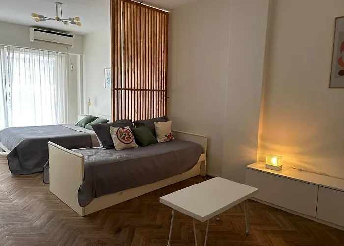 Amplio Studio Divisible, Zona Movistar Arena Y Cerca De Palermo, 4 Pax